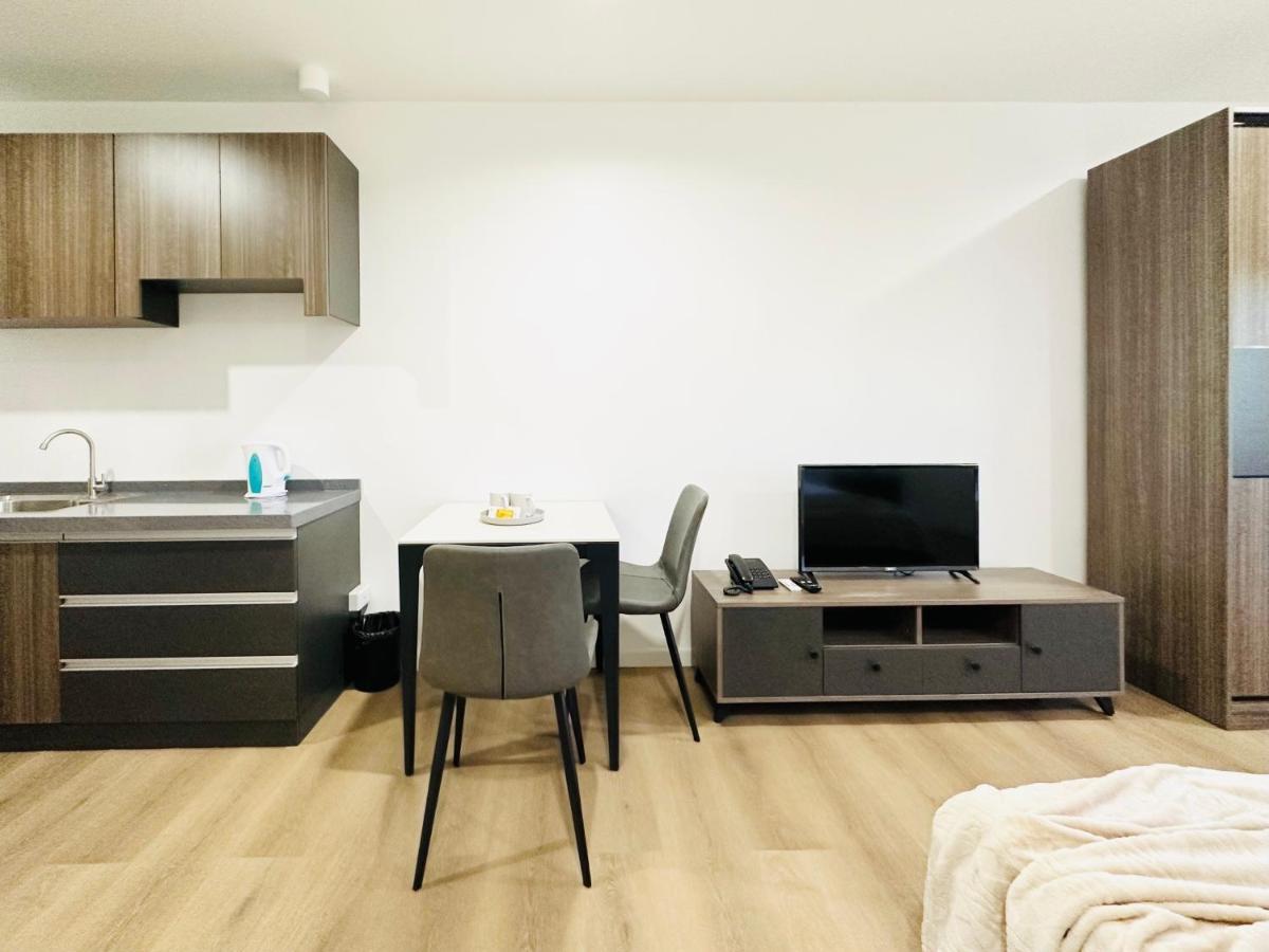 Mangrove Residences Mactan Punta Engano  Bagian luar foto